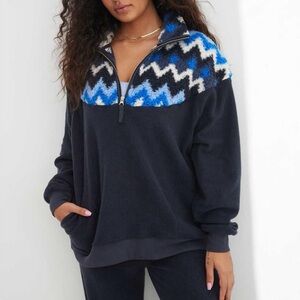 Aerie • Hometown Holiday Sherpa Quarter Zip Sweatshirt